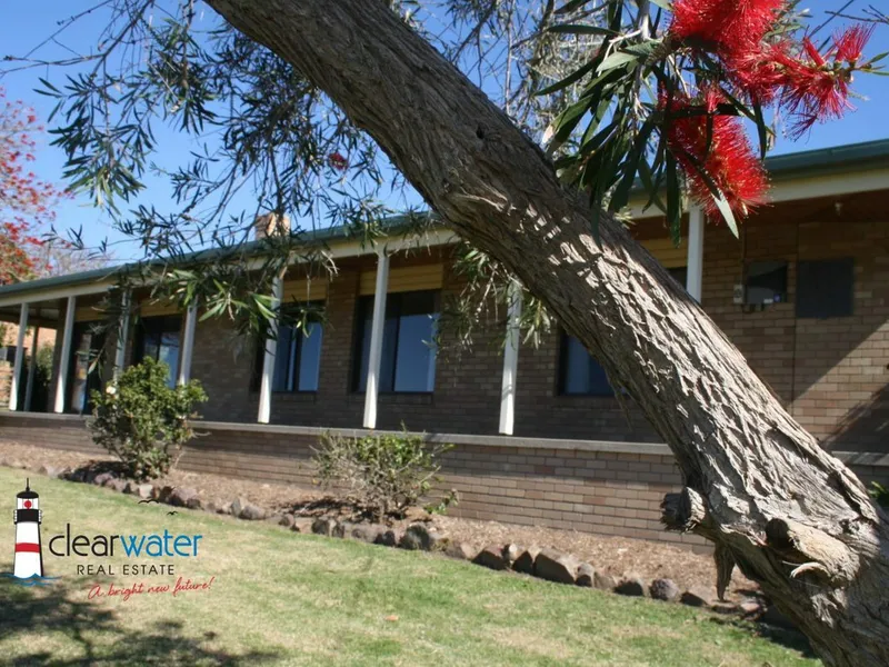 FOR LEASE - Rural Home - Ocean and Lake Views - Quiet Location