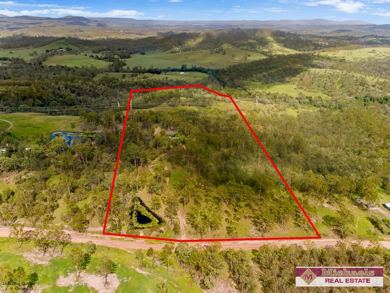 Tranquil Living: Secluded Cottage on 37 Acres.