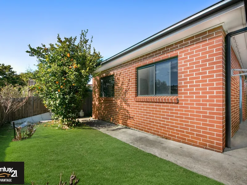 Near New Granny Flat!!