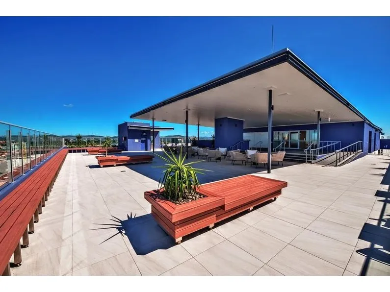 LUXURY LIVING AT BELISE