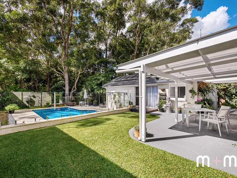 quaint three bedroom cottage with a lifestyle difference