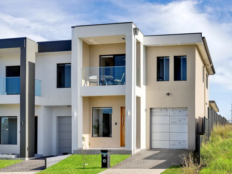 North facing - Brand new contemporary home