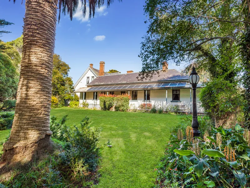 Historic landmark property Circa 1860.