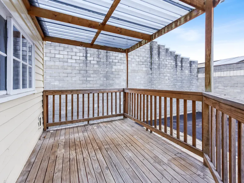 Stones throw to all amenities