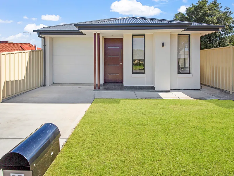 Lovely Modern 3 Bedroom Home 