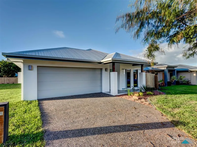 FAMILY HOME IN SOUGHT AFTER SOUTHSIDE LOCATION!