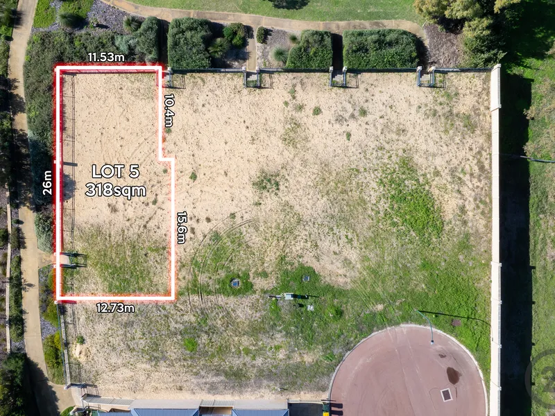 318m2 Of Estuary-Front Bliss on Merrin Court