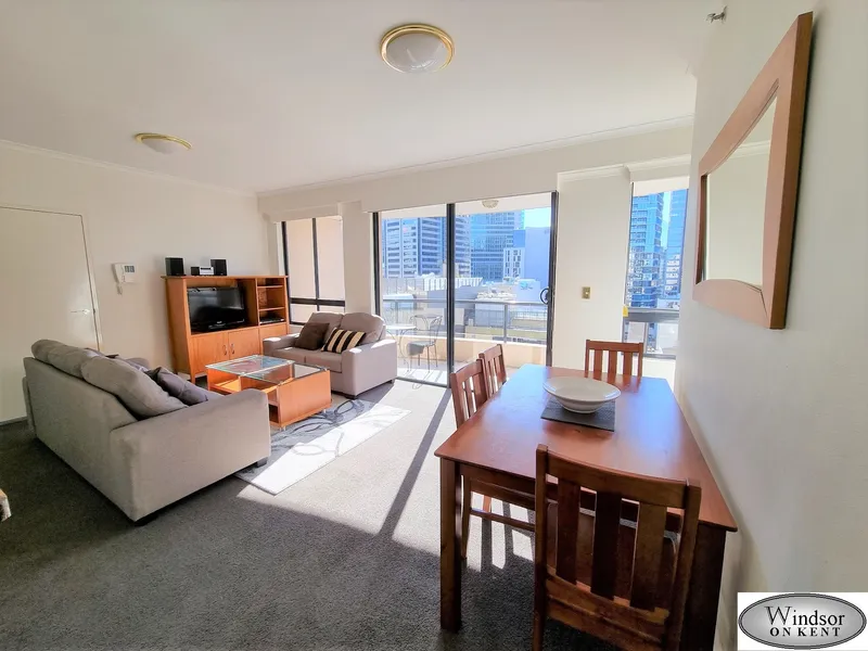 Large Fully Furnished Two Bedroom Apartment with City View in Sydney CBD