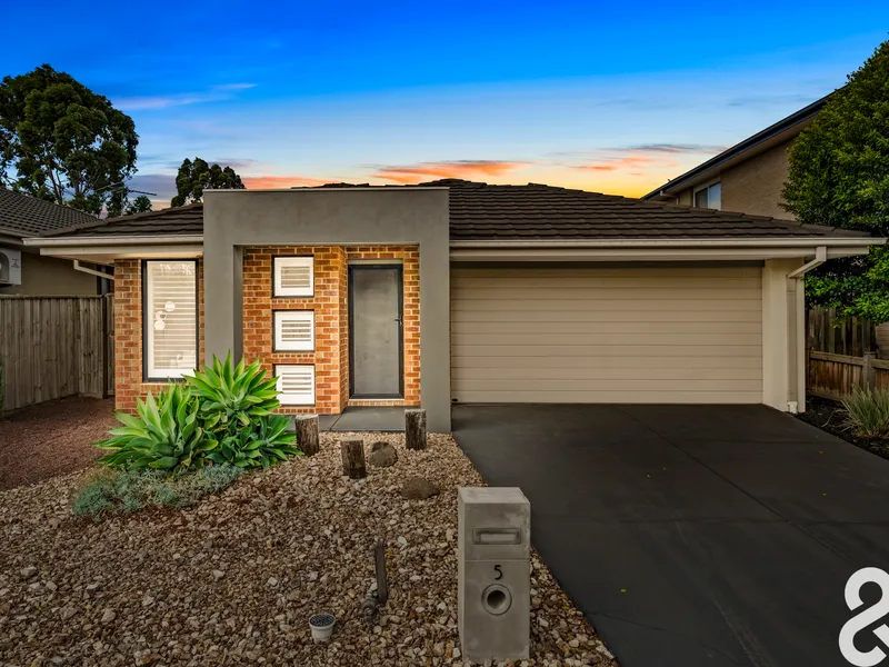 AFFORDABLE FAMILY HOME IN THE MOSAIC ESTATE