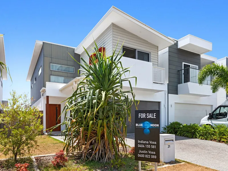 Stylish Sustainable Home in Hospital Precinct