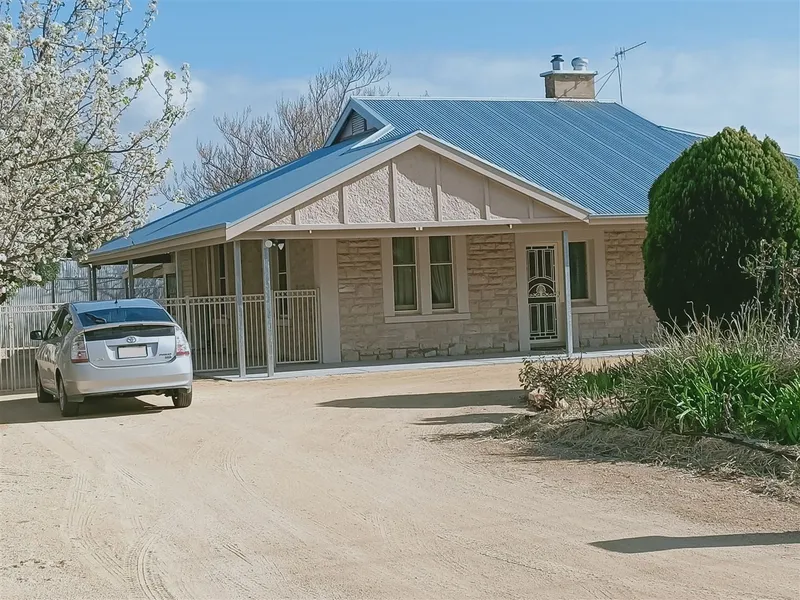 Character Stone Home -Beautifully Renovated -  1H