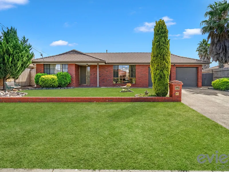 IMMACULATE HOME - QUIET FAMILY FRIENDLY LOCATION