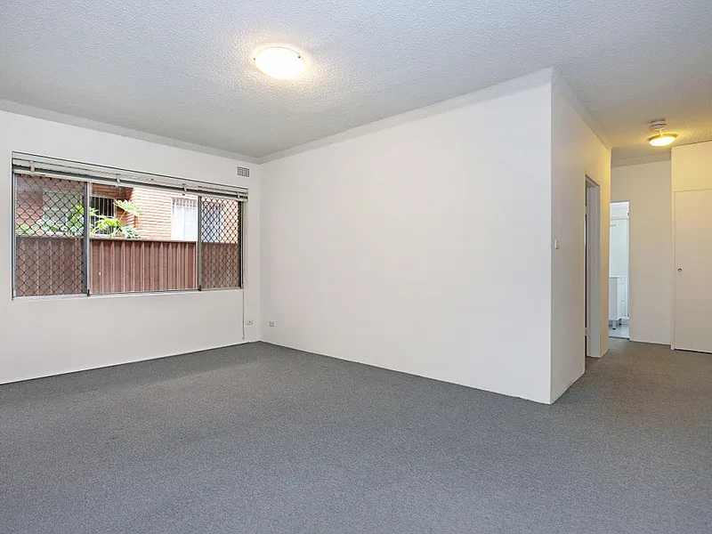 Beautiful Two Bedroom Unit