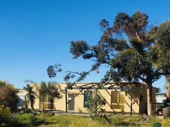 Centrally located beach house