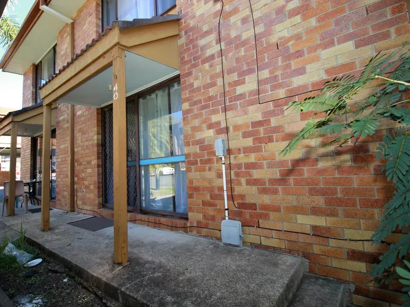 Neat and Tidy Town House