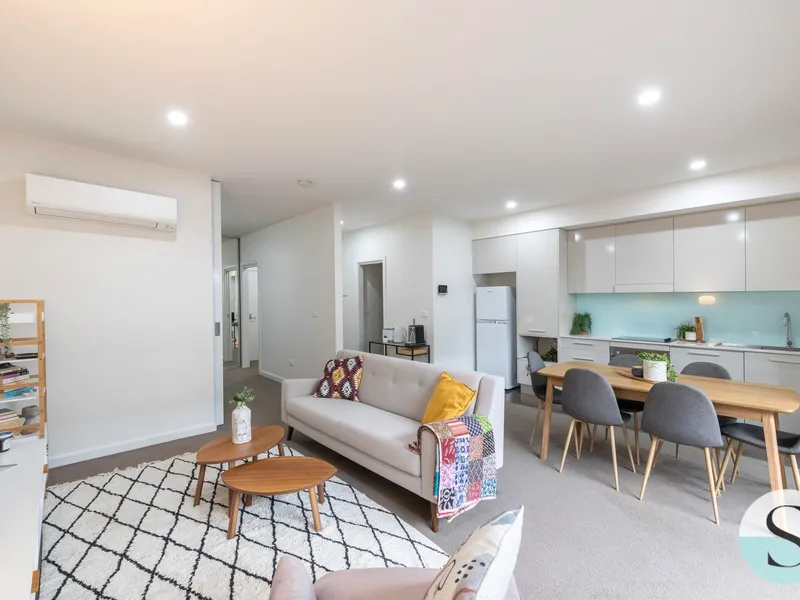 Contemporary Ground Floor East Facing Apartment With Private Entry, Open Plan Seamless Indoor to Outdoor Living, Stroll To Cafes, Shops & Lake!