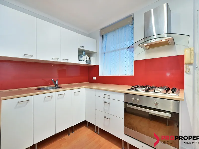 Delightful two-bed Investment or make this your home!