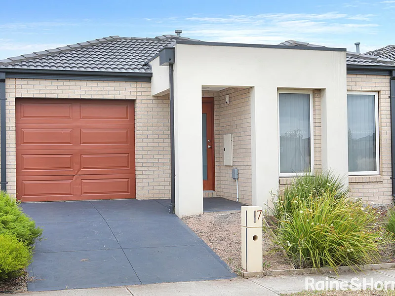 3 Bedroom Family Home in Saltwater Estate