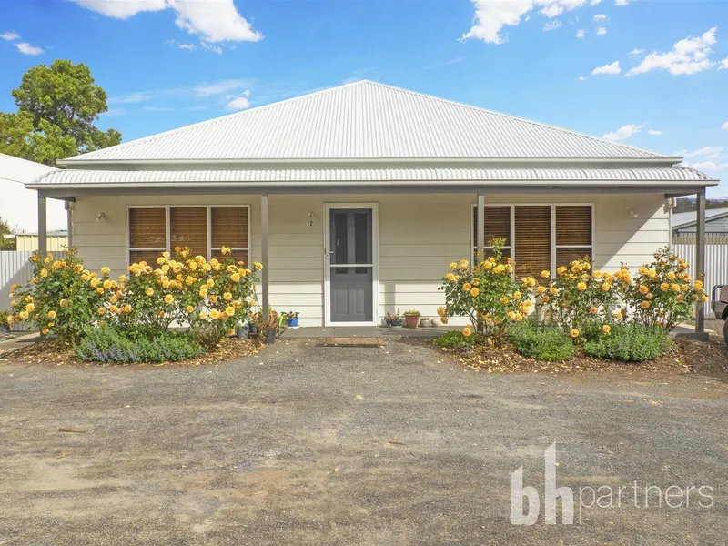 Prime Investment Property - Quality Home and Possible Business Use