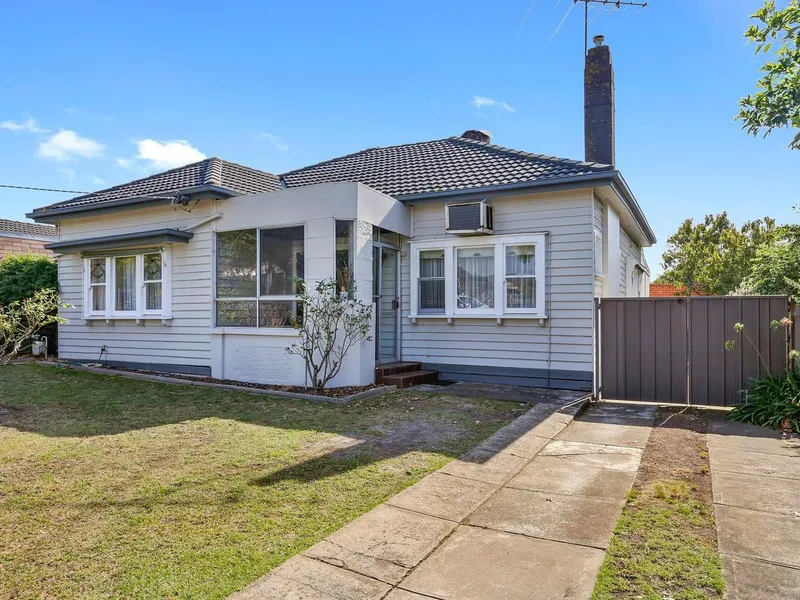THREE BEDROOM AFFORDABLE HOME IN MANIFOLD HEIGHTS