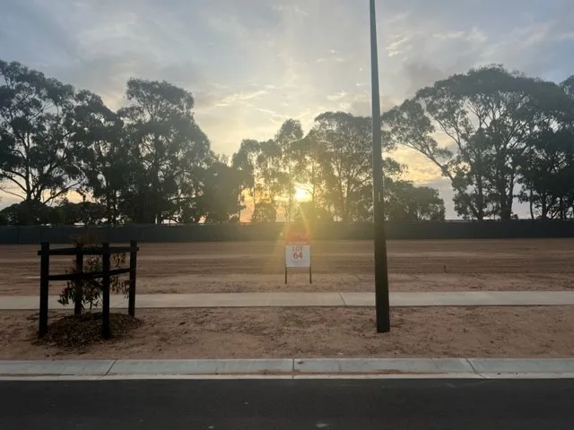 Titled block in quality estate