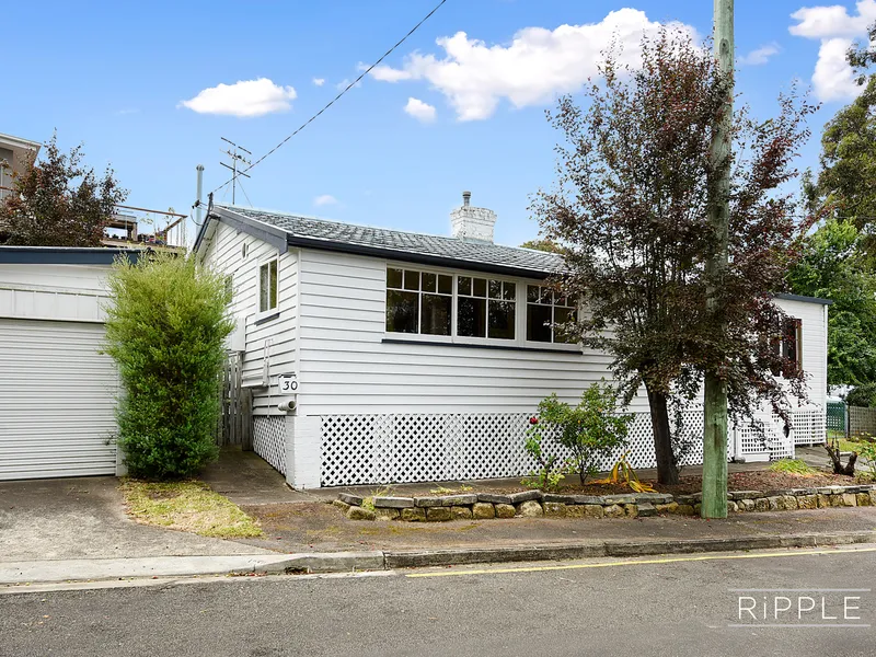 SOUGHT AFTER HINSBY BEACH 