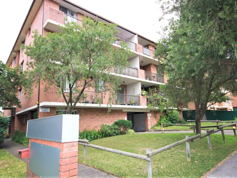 RENOVATED TWO BEDROOM UNIT!!