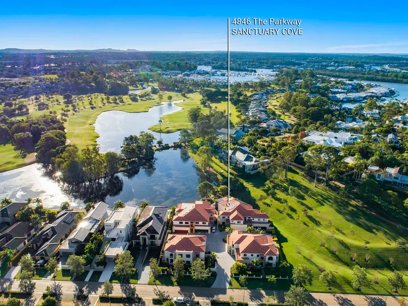 4 Bedroom Villa with Northerly Aspect