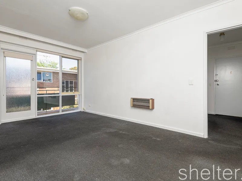 Perfect Two-Bedroom Apartment with Balcony close to station