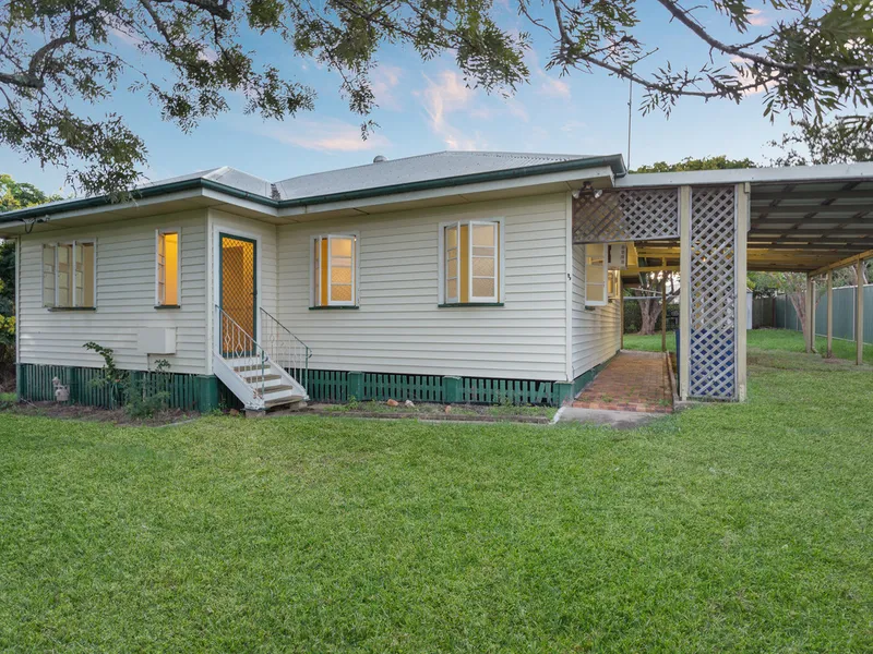 Great family home on massive 810 Sqm block