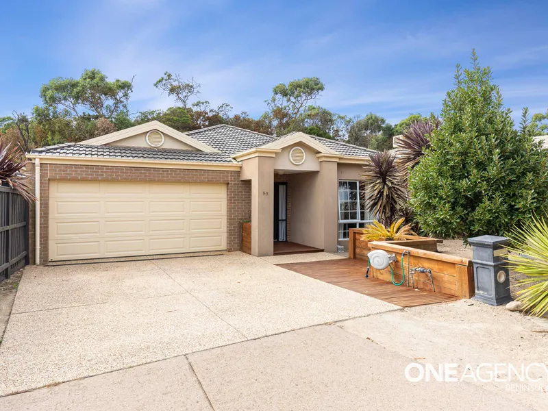 Stylish Family Living - Multiple Living Zones