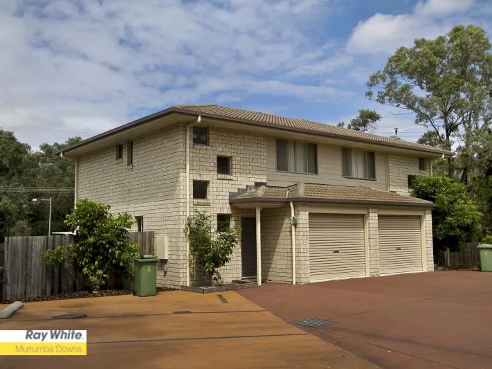 Modern Townhouse With Plenty Of Space!