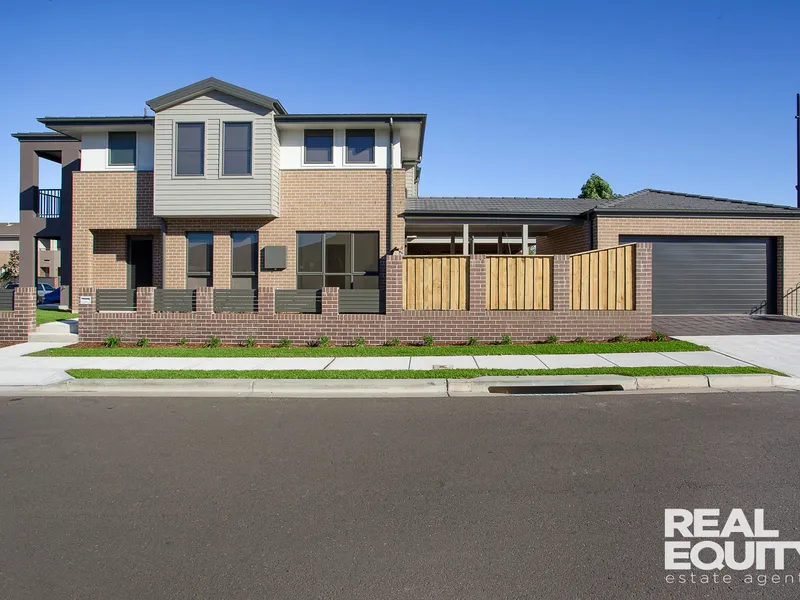 Spacious Family Home With Tasteful Modern Design