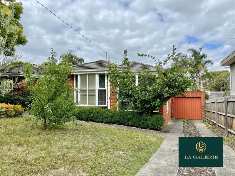 Family Home in Quiet Location minutes away from Box Hill Central and Mont Albert Train Station