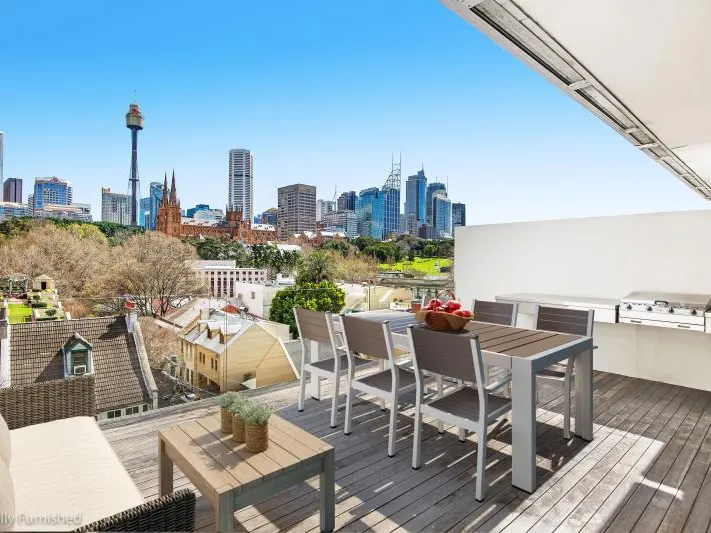 Executive Apartment with Exquisite City Views and Double Parking