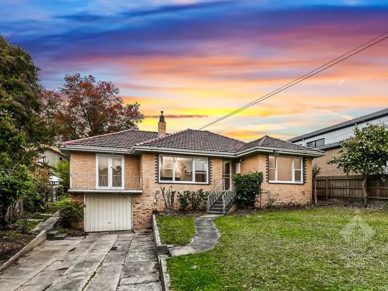 Great Family Home within GLEN WAVERLEY SCHOOL catchment