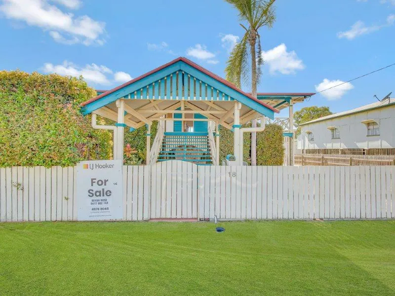 Charming renovated Queenslander in the heart of the CBD