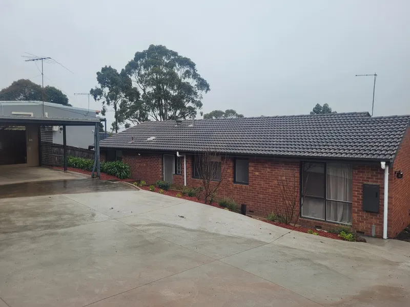 Spacious Family Home with Valley Views