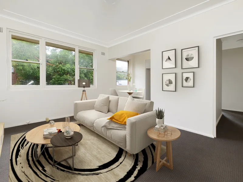 ONE BEDROOM UNIT WITH ABUNDANCE OF NATURAL LIGHT & PARKING