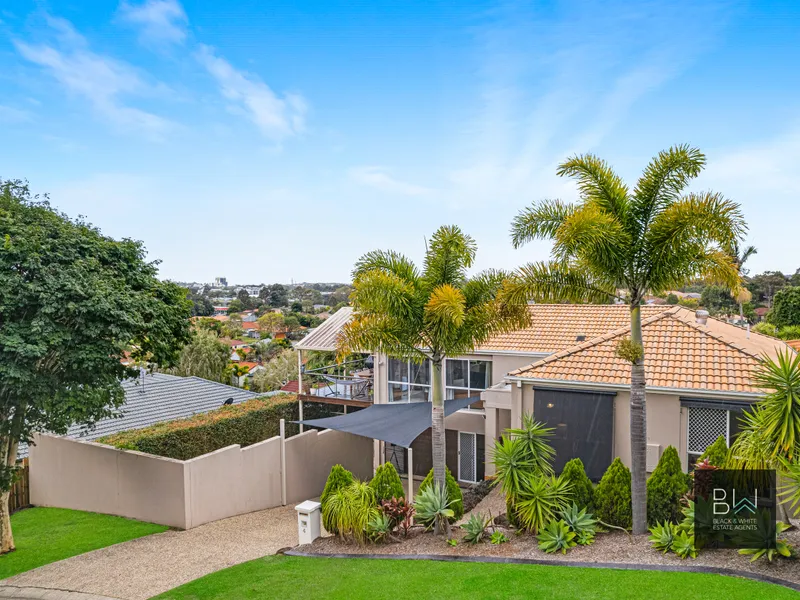 FAMILY HOME AWAITS YOUR ARRIVAL