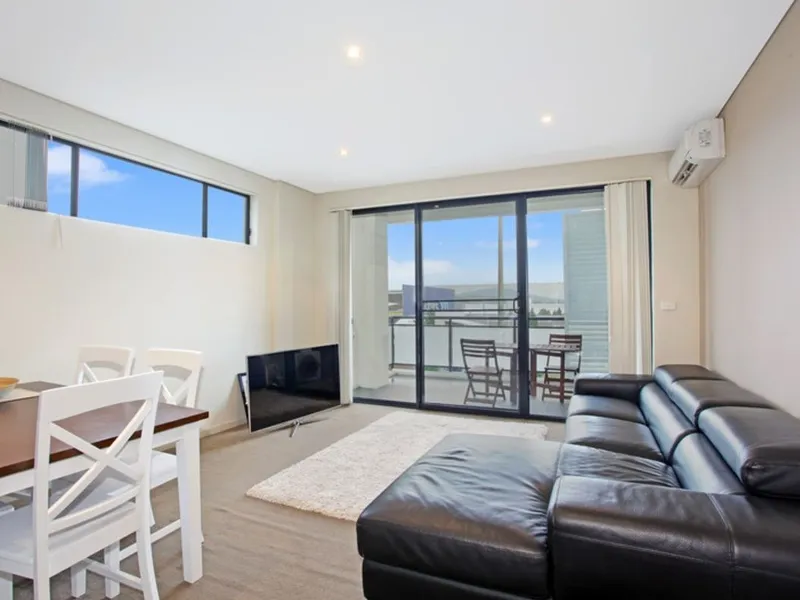 Modern & Practical 2brm, 2 bathrm apartment