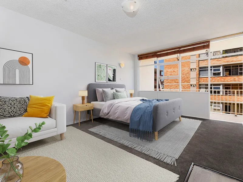 Renovated Studio showcasing City and Harbour Bridge Views
