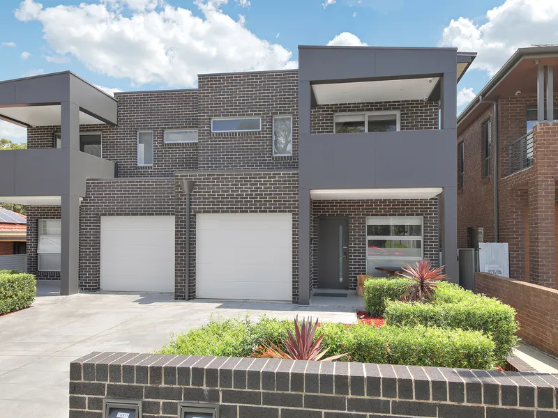 MASTERPIECE DUPLEX WITH BONUS GRANNY FLAT