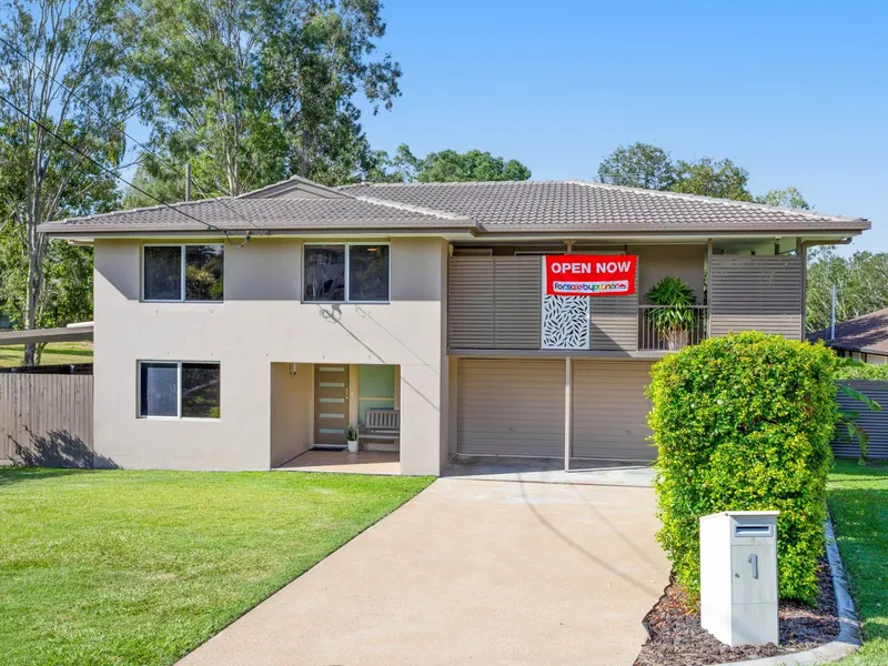 LARGE 2137m2 (1/2 acre+) BLOCK WITH RENOVATED HIGHSET BRICK AND TILE HOUSE WITH SHEDS AND GARDENS GALORE!