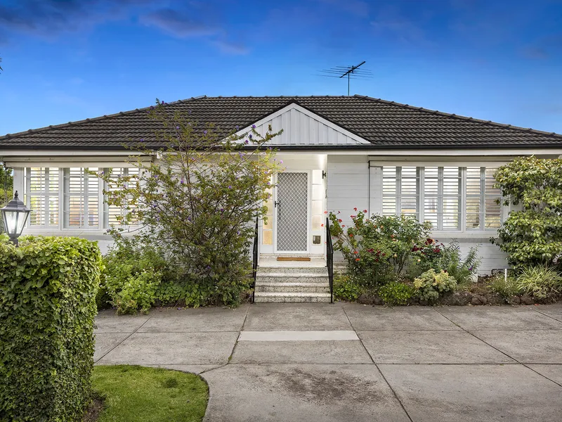 Modern and classy with a studio bonus