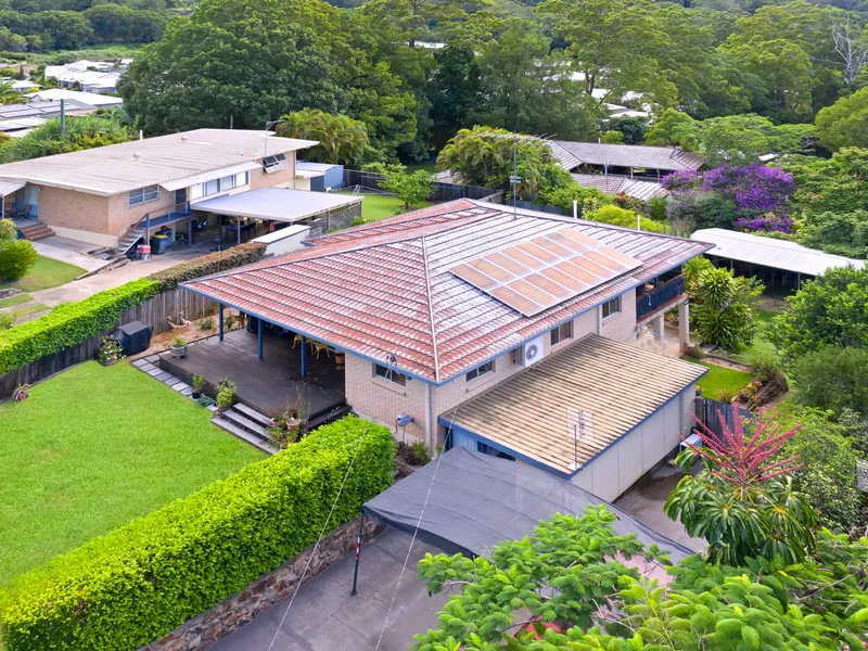 Family Home in beautiful Rosemount 