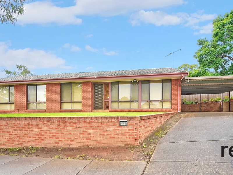 Immaculate family home!