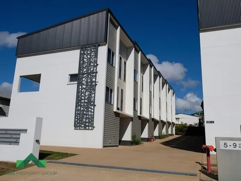 Modern Multi-Storey Townhouse - Be Quick!
