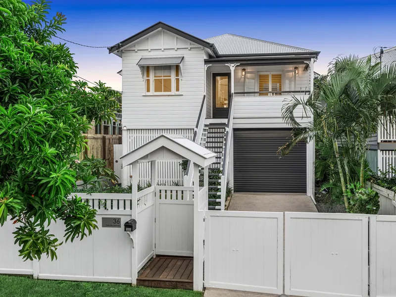 Family Luxury in Blue Ribbon Location