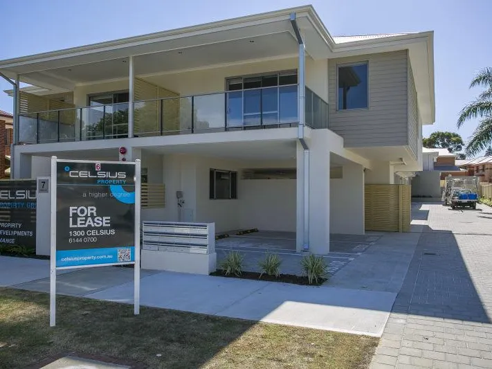 FANTASTIC APARTMENT!  SPACIOUS !! 